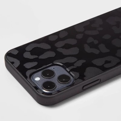 Apple iPhone 12/iPhone 12 Pro Case with MagSafe - heyday™ Black Leopard Print 2 Apple iPhone 12/iPhone 12 Pro Case with MagSafe - heyday™ Black Leopard Print - Image 2